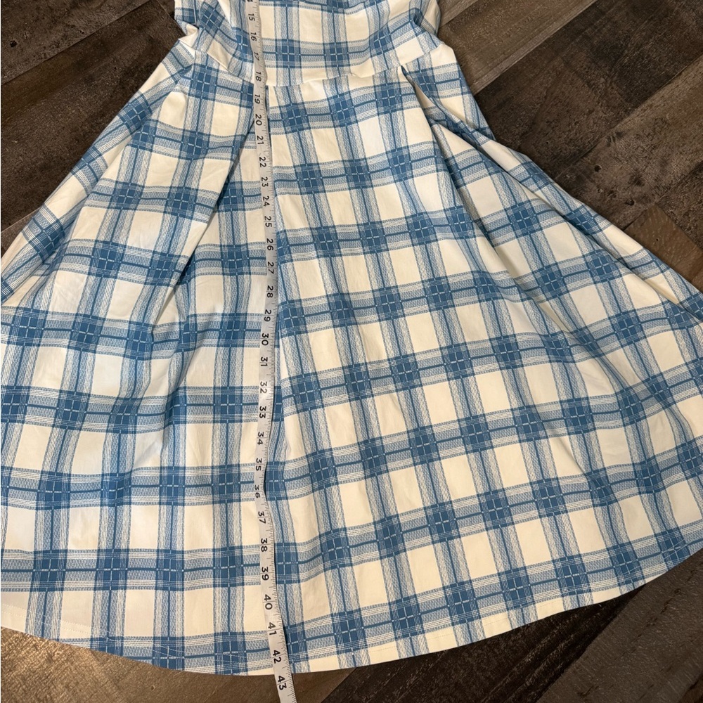Gown Town Blue & White Plaid Fit and Flare Dress Sleeveless Size M - Picture 2 of 7